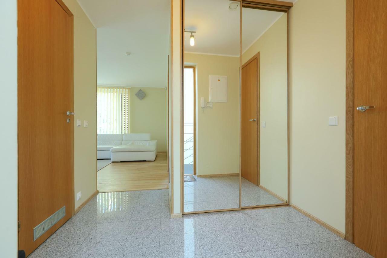 Papli 34 Apartment With Pool Pärnu Exteriör bild